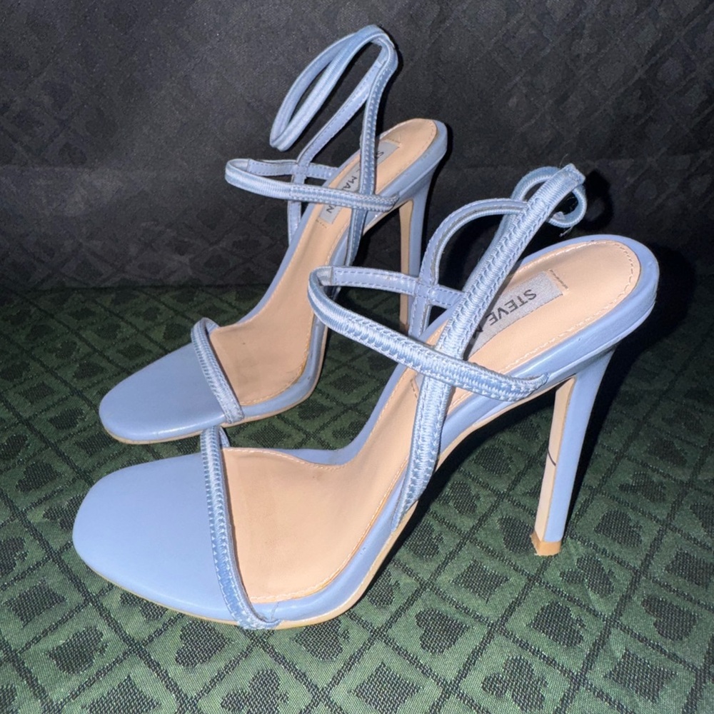 Steve Madden Blue Stiletto Heels Elegant Strappy Design